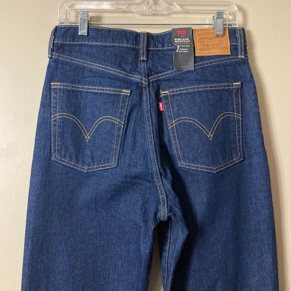 NWT Levi’s Premium Ribcage Boot Jeans in High Key Wash - Picture 8 of 14